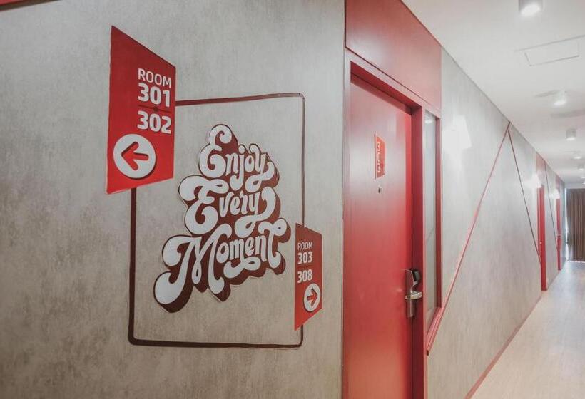 Номер Стандарт, Reddoorz Plus @ Thamrin