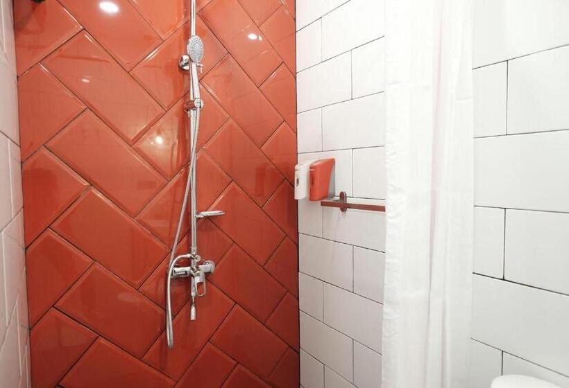 豪华房间, Reddoorz Plus @ Thamrin