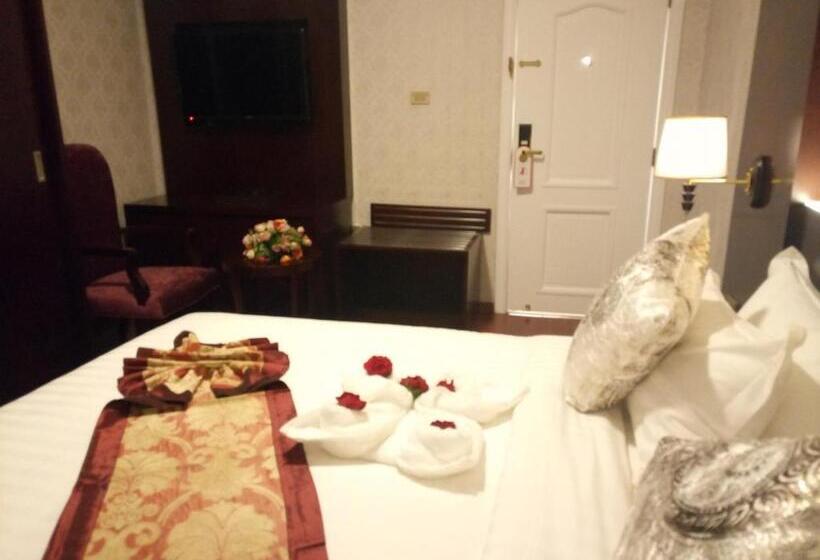 اتاق استاندارد با تخت بزرگ, Sherar Addis