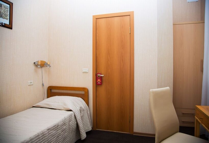 Quarto Estandar Individual, Villa Bavaria