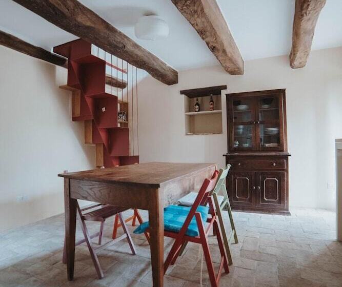 ‫فيلا غرفة نوم واحدة, Ostello Bello Assisi Bevagna