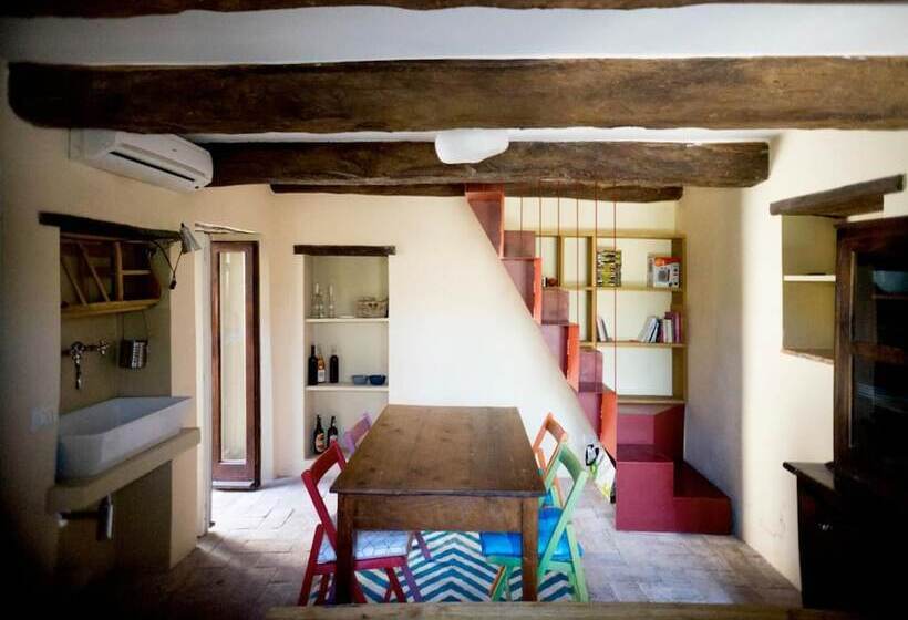 ‫فيلا غرفة نوم واحدة, Ostello Bello Assisi Bevagna