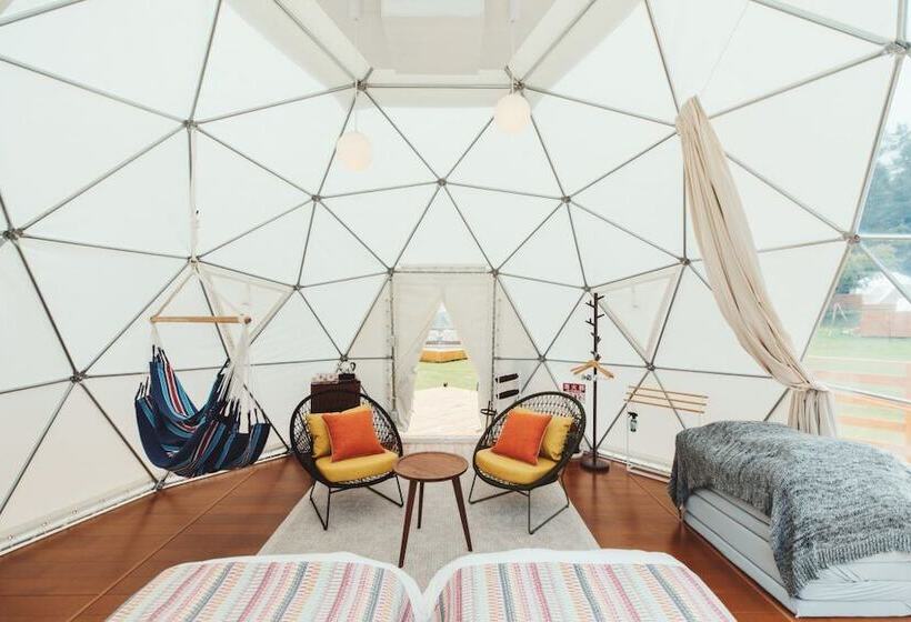 چادر با خدمات رفاهی استاندارد, Pica Fujiyama