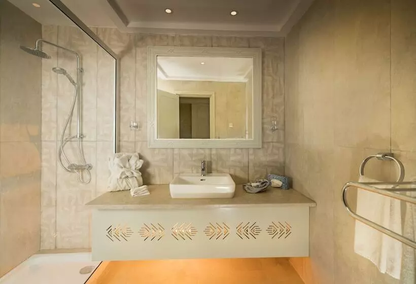 اتاق استاندارد یک نفره, Palm Beach Palace Tozeur