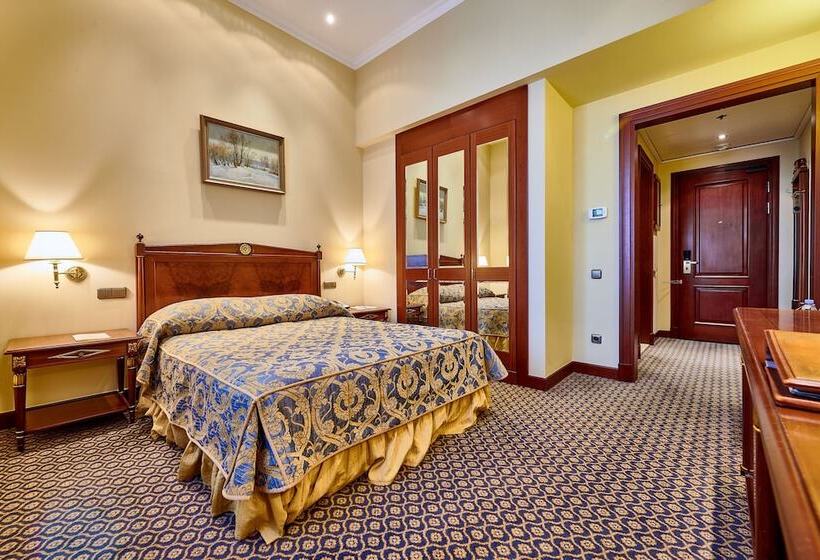 اتاق اجرایی یک تخته, Premier Palace Hotel Kyiv