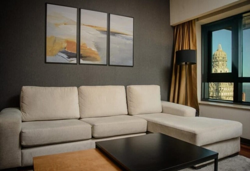 스위트 킹사이즈 침대, Radisson Montevideo Victoria Plaza