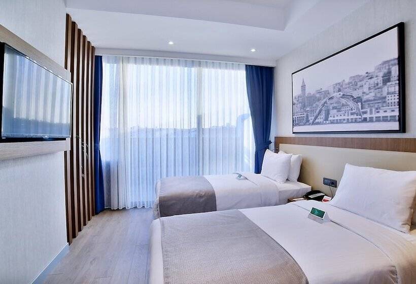 جناح مزود بتراس, Ramada By Wyndham Istanbul Old City