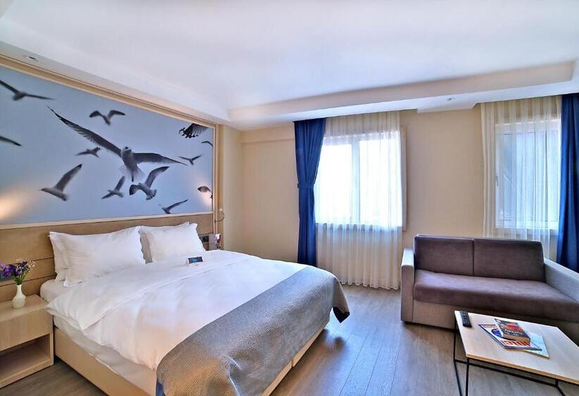 غرفة إدارية سرير كينج, Ramada By Wyndham Istanbul Old City