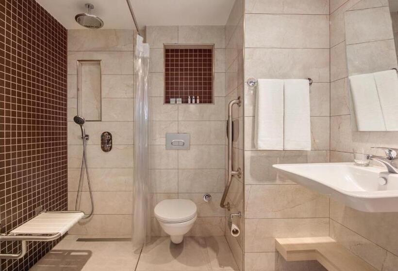 غرفة قياسية سرير كينج, Ramada By Wyndham Istanbul Old City