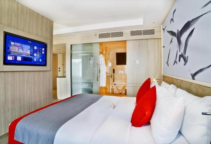 سوئیت جونیور با تخت بزرگ, Ramada By Wyndham Istanbul Old City