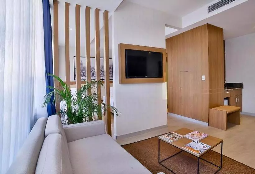テラス付スイート, Ramada By Wyndham Istanbul Old City