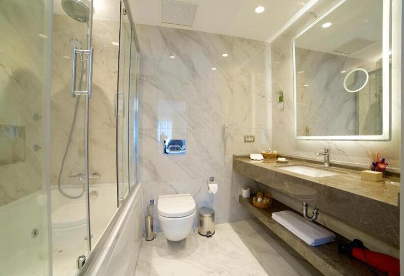 スイート, Ramada By Wyndham İstanbul Taksim