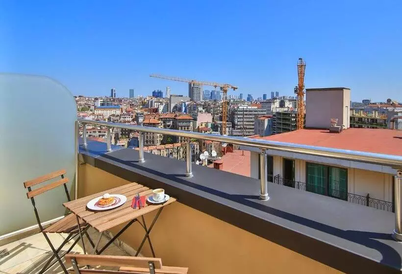 سوییت, Ramada By Wyndham İstanbul Taksim