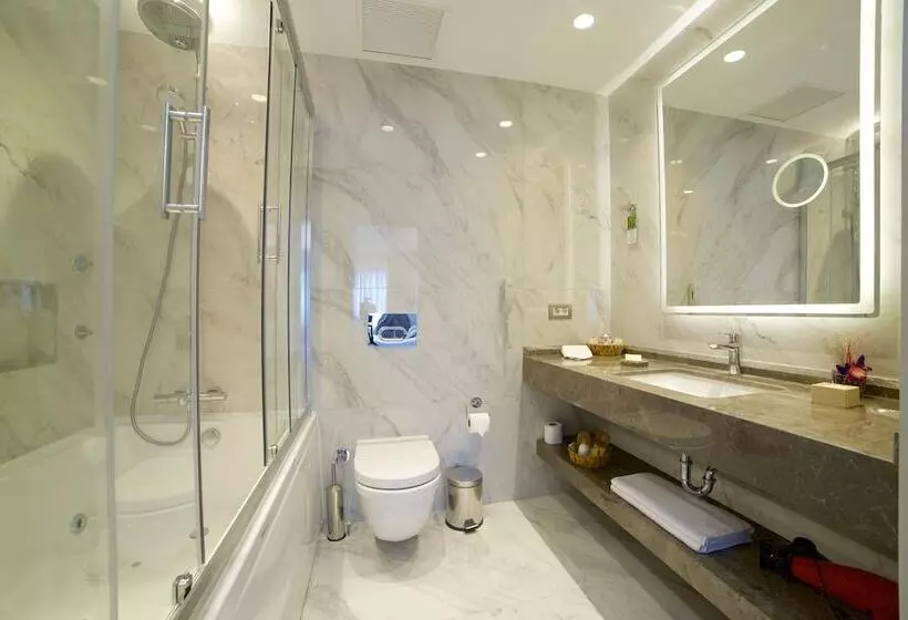سوییت, Ramada By Wyndham İstanbul Taksim