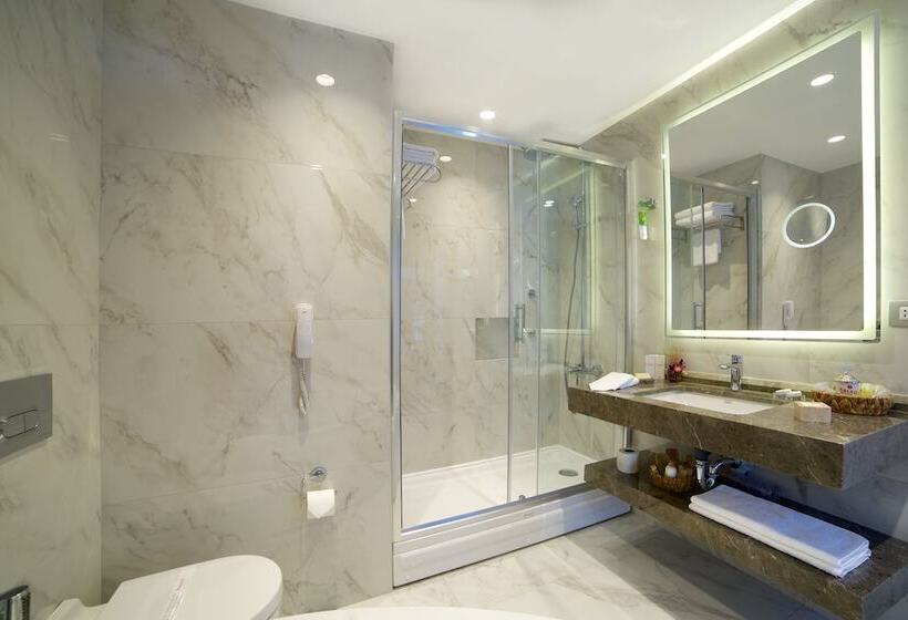 スイート, Ramada By Wyndham İstanbul Taksim