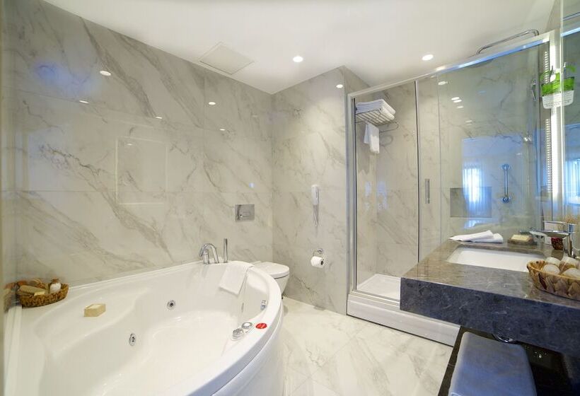 スイート, Ramada By Wyndham İstanbul Taksim