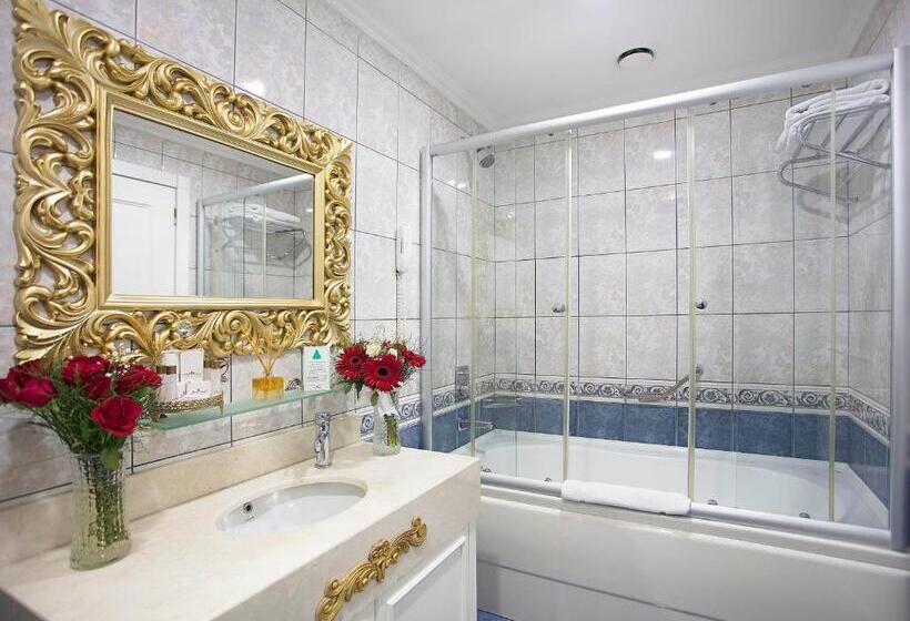 デラックススイート, Seres Hotel Old City