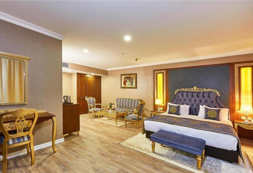 سوییت لوکس, Seres Hotel Old City
