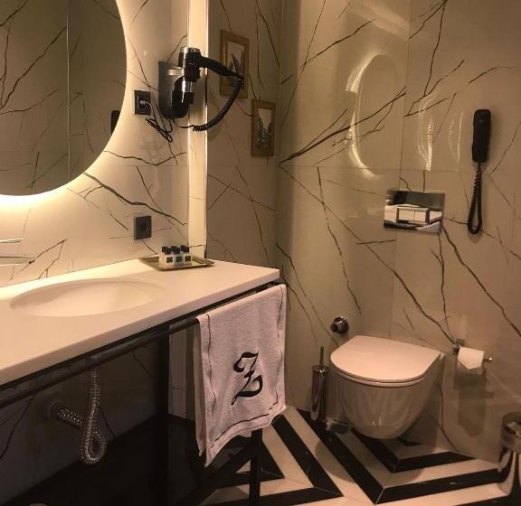 Camera Tripla Standard, The New Hotel Zeybek