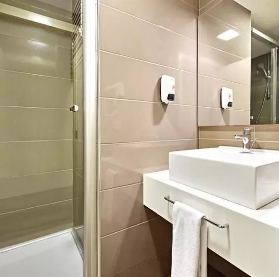 اتاق استاندارد یک نفره, The New Hotel Zeybek