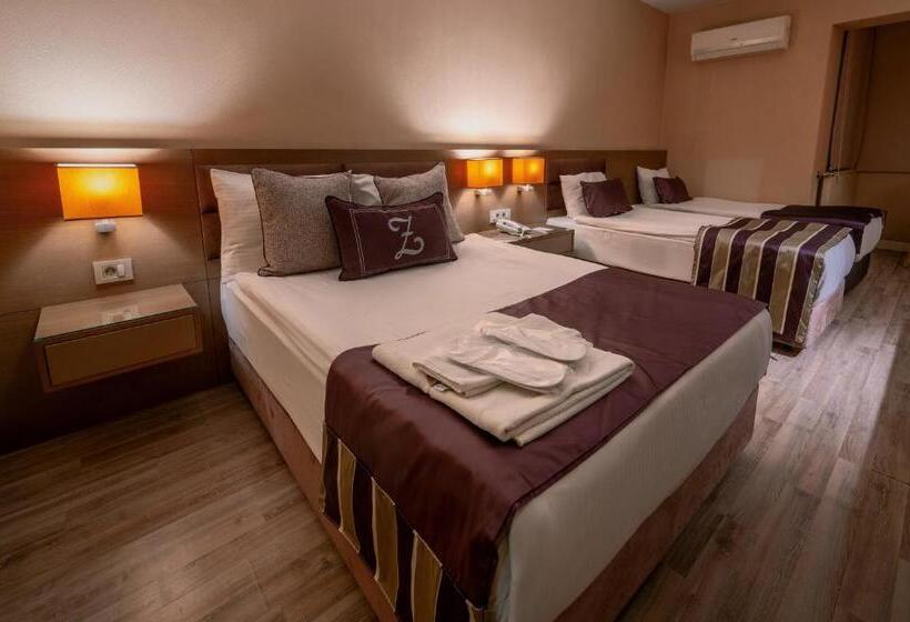 Quarto Familiar, The New Hotel Zeybek