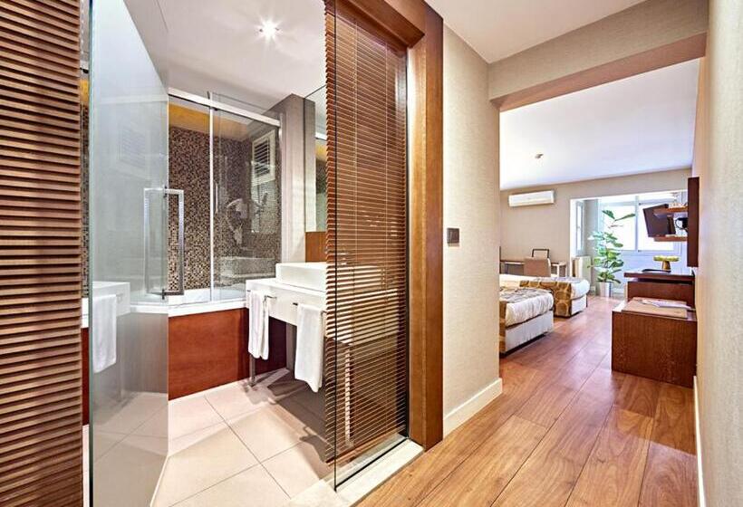 Camera Familiare, The New Hotel Zeybek