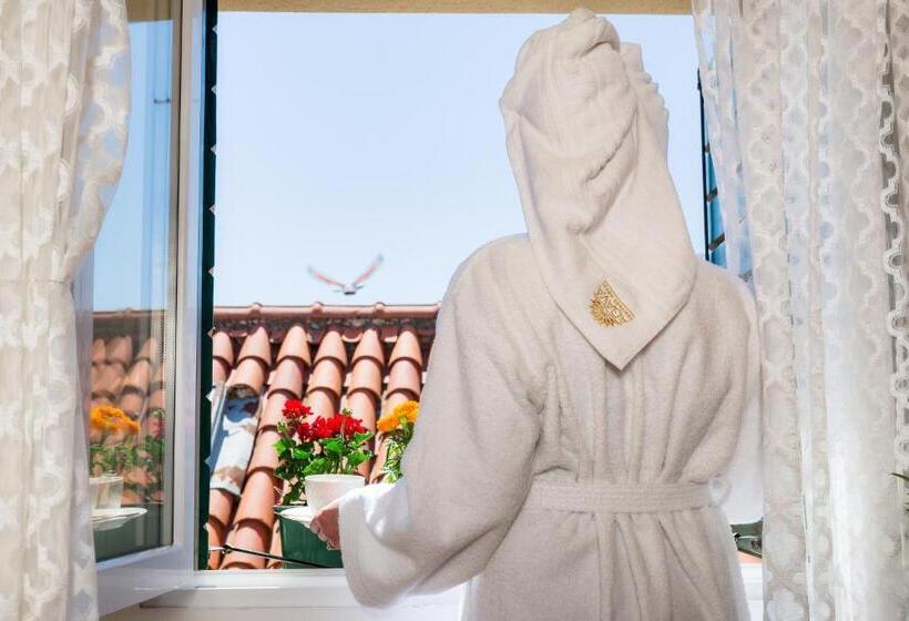 디럭스 룸, Agava Lux Rooms&pool