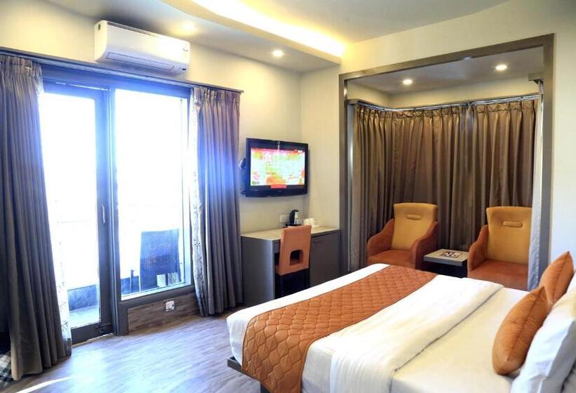 غرفة سوبيريور سرير كينج, Comfort Inn Silver Arch Hotel, Mussoorie