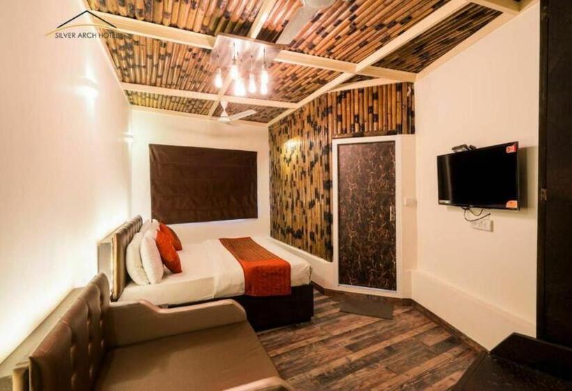 غرفة كومفورت ثلاثية, Comfort Inn Silver Arch Hotel, Mussoorie