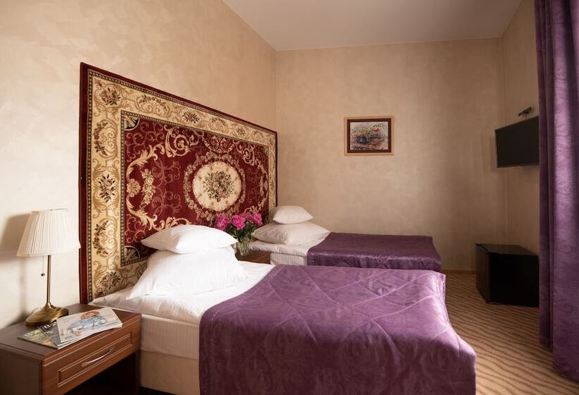 标准间, Sovetskaya Themed