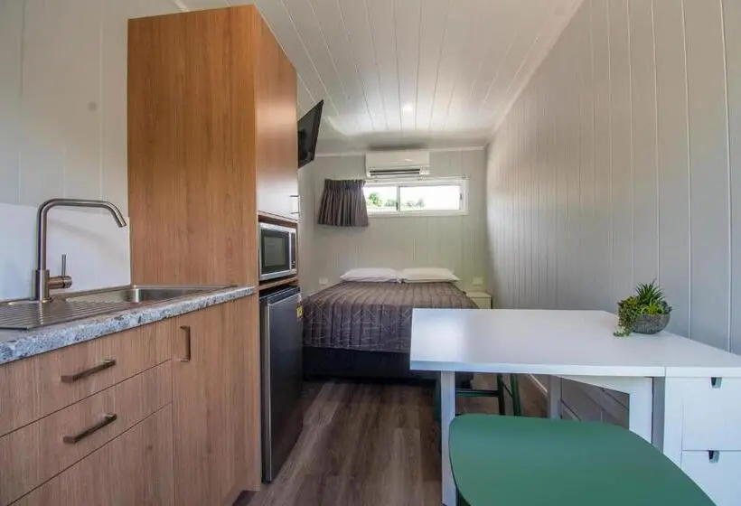 バルコニー付きスタンダードルーム, Gundagai Tourist Suites