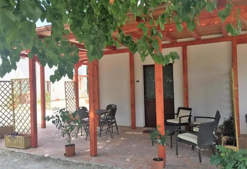 استودیوی استاندارد, Colle Sul Lago