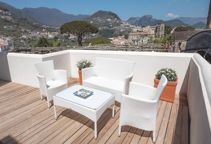 Номер Deluxe, Mimi B&b