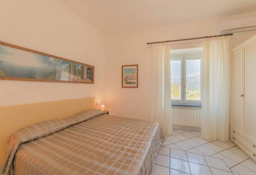 Номер Deluxe, Mimi B&b