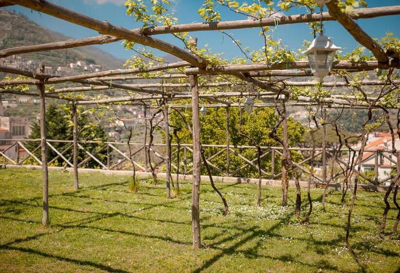 Номер Стандарт с Балконом, Mimi B&b