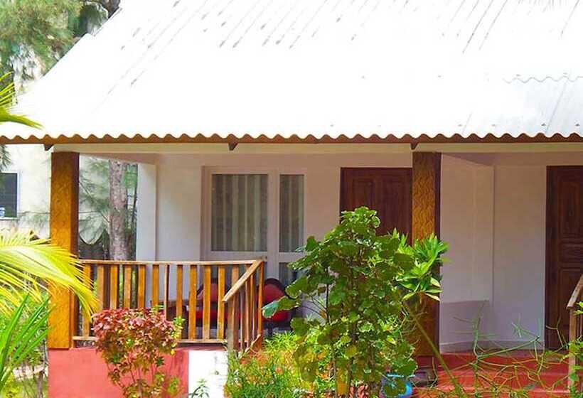 بانگلوی خانوادگی با چشمانداز دریا, Awalé Plage Village Vacances