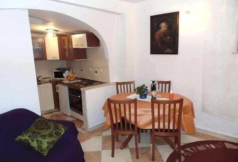 شقة غرفة واحدة, Guest House Jeljenic