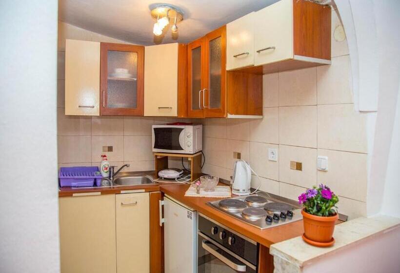 شقة غرفة واحدة, Guest House Jeljenic