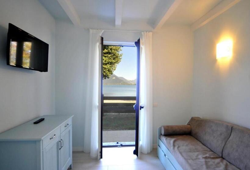 شقة غرفة واحدة, Villa Carolina