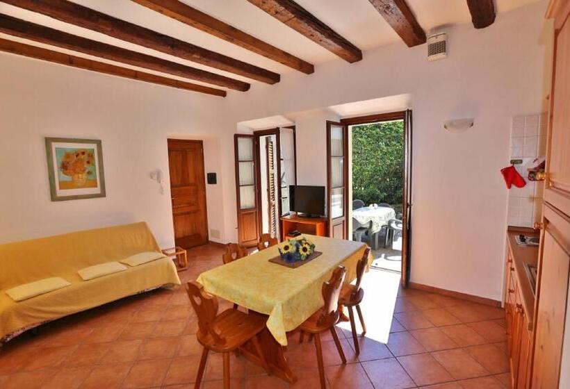آپارتمان 1 خوابه با تراس, Casa Cannobio