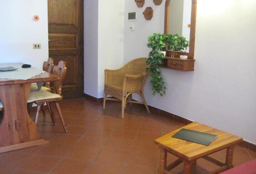 آپارتمان 1 خوابه با بالکن, Casa Cannobio
