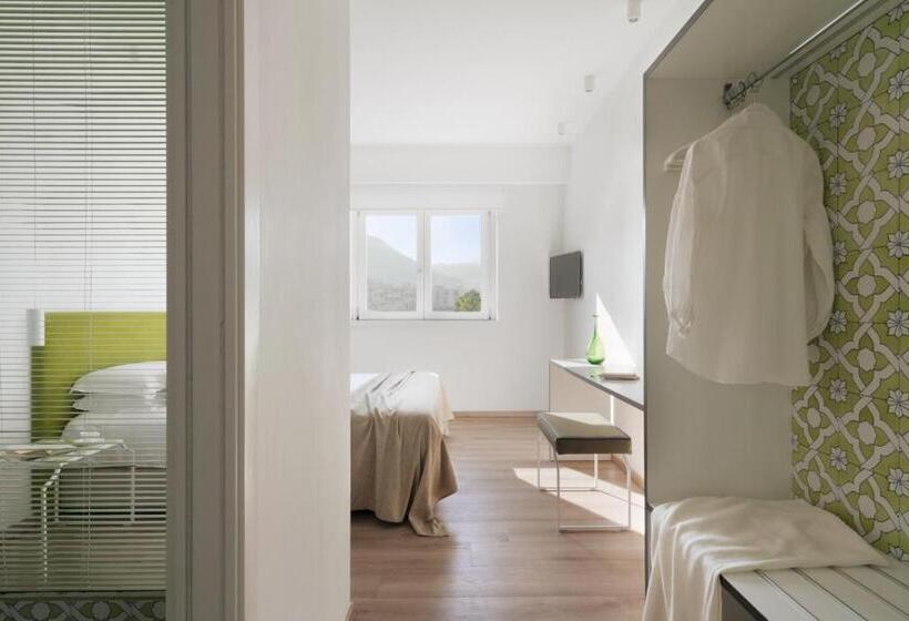 ガーデンビュースーペリアールーム, Domo 20 Hotel & Rooftop