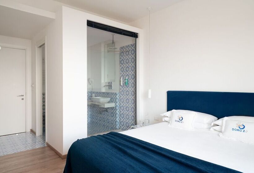 اتاق لوکس با چشم‌انداز دریا, Domo 20 Hotel & Rooftop