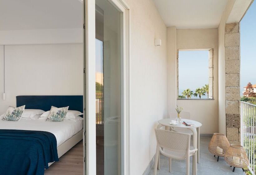 ジュニアスイート, Domo 20 Hotel & Rooftop