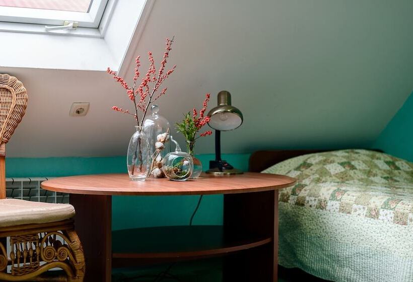 اتاق استاندارد, Skazka