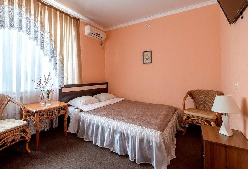 Трехместный Номер Комфорт, Skazka