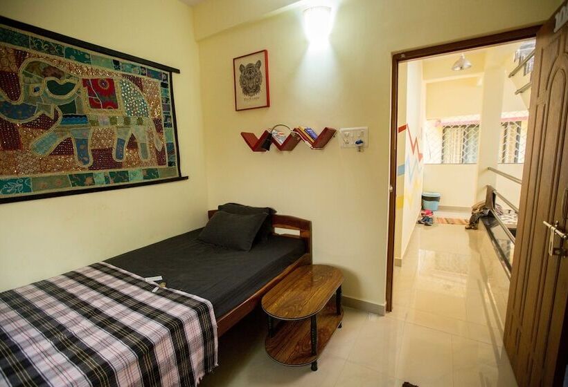 Habitación Estàndard Individual, The Noname Guesthouse