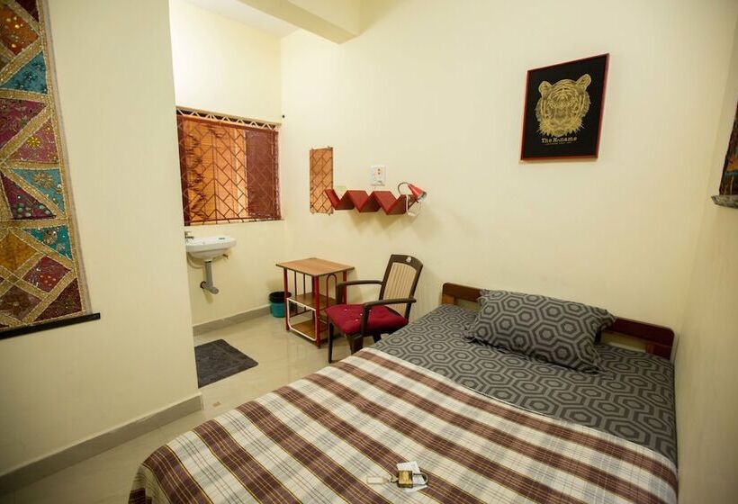 Habitació Economy Individual, The Noname Guesthouse