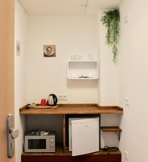 经济房, Pension Alscher Garni