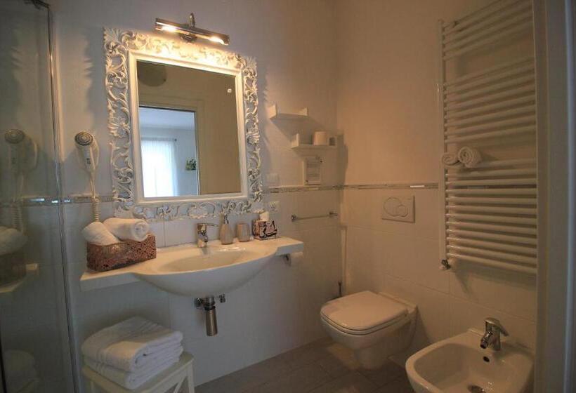 اتاق راحتی, Rooms Il Punto